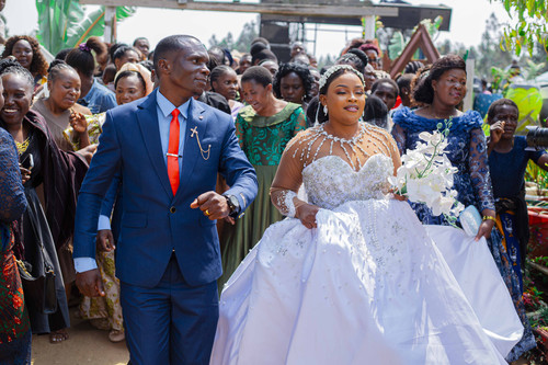 745A6941Hombe pHOTO.jpg