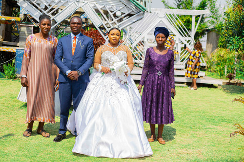 745A6974Hombe pHOTO.jpg