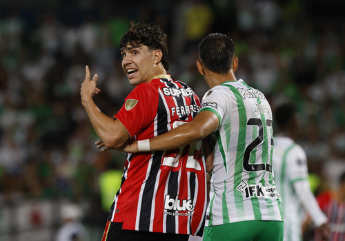 São Paulo se destaca na Libertadores com vitórias fora de casa e defesa sólida