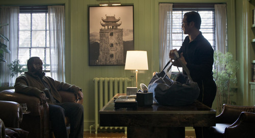 Dope.Thief.S01E02.Bat.Out.of.Hell.1080p.ATVP.WEB DL.EN.DD+5.1.x265 My.mkv snapshot 08.48 [2025.07.27