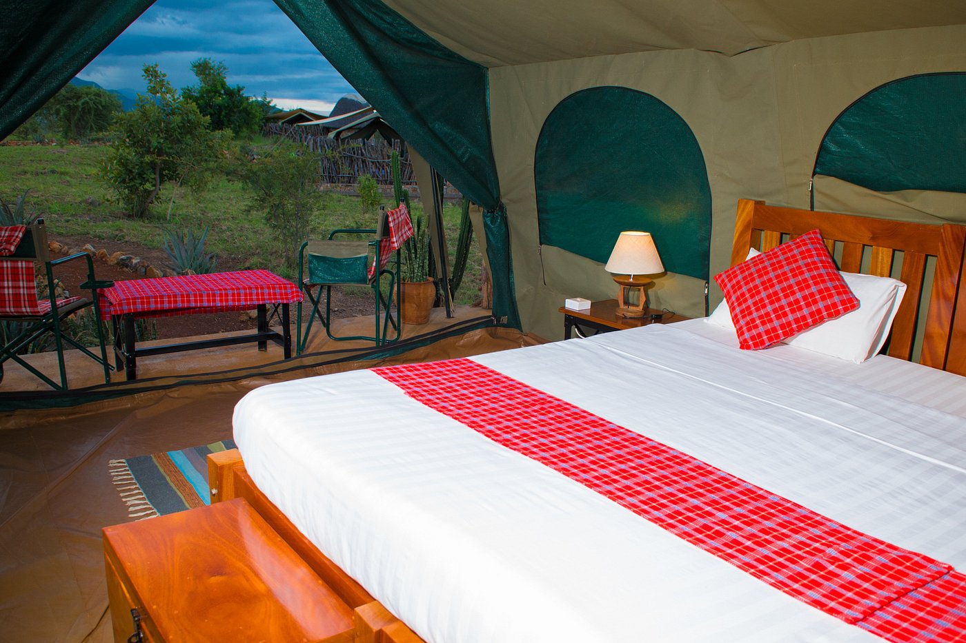 Kidepo Savannah Lodge Dining