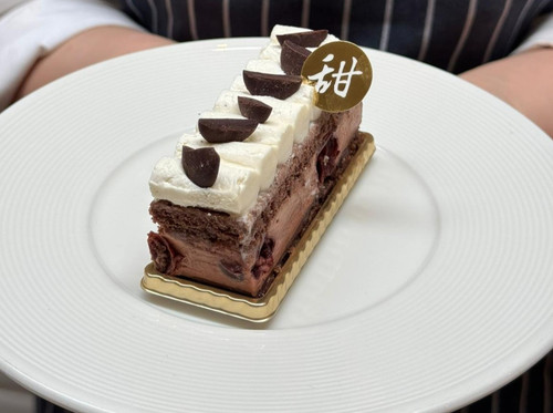 Black forest cake Non Alcoholic.jpg