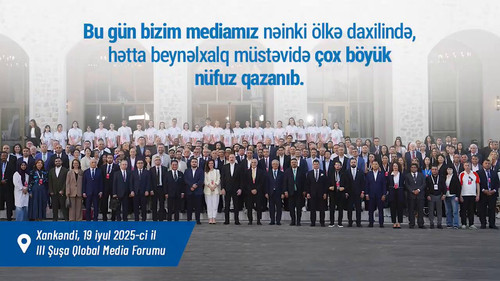 a4 ArrVFOzRzI54g.jpg