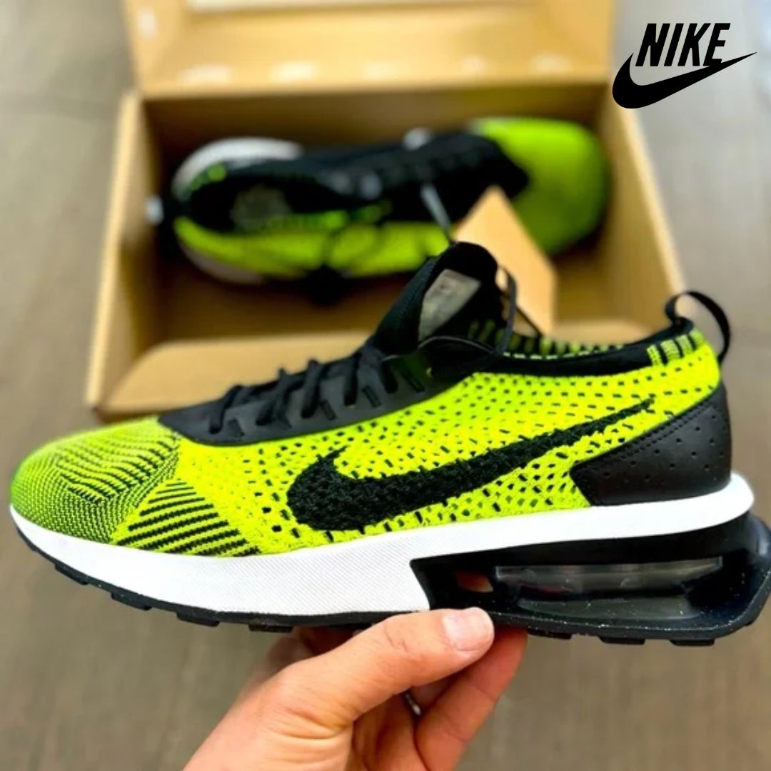 Tênis Nike Air Max Flyknit Racer Feminino