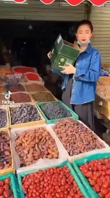 uoA Z8 BsTwAnKfn.jpg