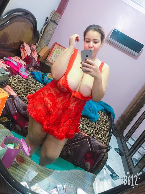 برميل سمنه يجدعان حاجة فلاحي كده من بتوع الزمن الجميل كسم ده جسم بجد