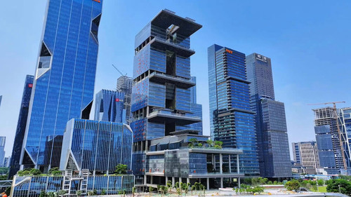 UNPINwe9rGv6U4j .jpg