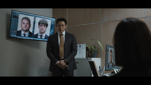 The.Recruit.2022.S02E02.Y.A.R.A.C.O.T.D.O.P.1080p.NF.WEB DL.CZ EN.DD+5.1.H.264 playWEB.mkv snapshot 