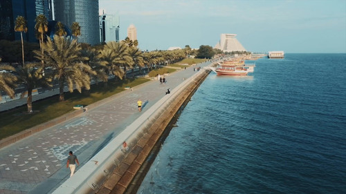 QLYMz9R BSvWXzzP.jpg