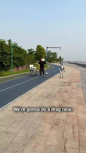 Rtc cr6FhJUA 2xm.jpg