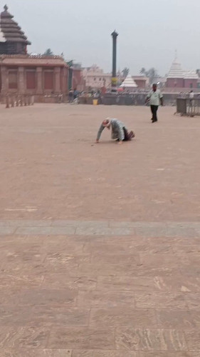 c 4xFguUpOXcfR27.jpg