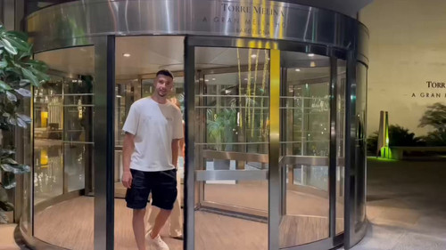 q gMBzQfsB2OPzEF.jpg