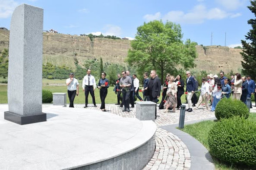 509274590 1404025124544104 9068990364982285336 n.jpg?stp=dst jpg p526x395 tt6& nc cat=101&ccb=1 7& n.jpg