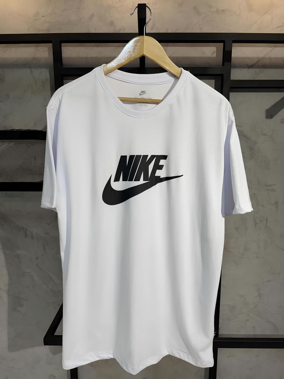Camiseta Nike Sportswear Icon Futura Masculina