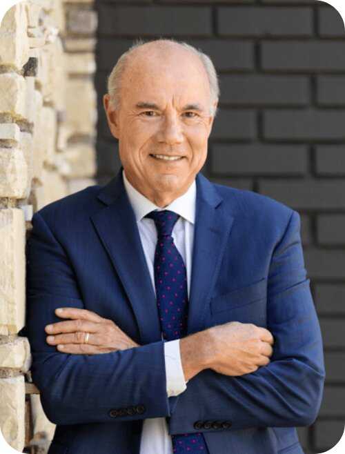 Tomghodeck Photo.jpg