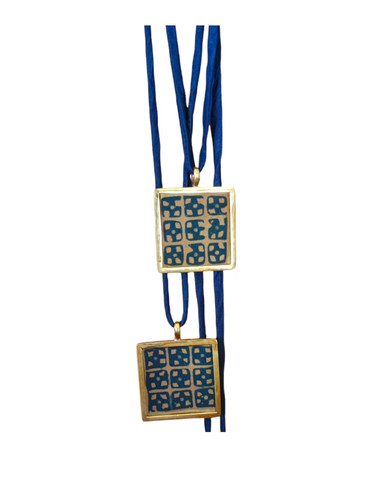 Kalung Biron Batik.jpg
