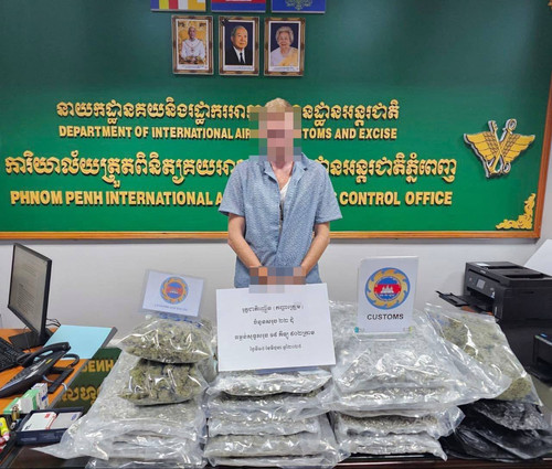 British National ROBERT BROWN Arrested in Cambodia for Smuggling 20 KG ...