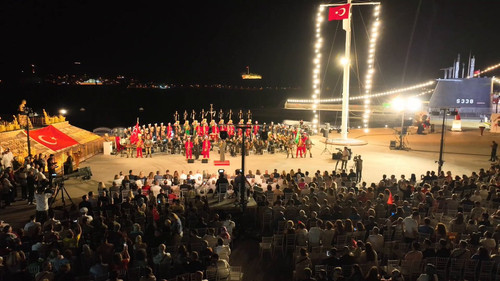 ZZQ8RdpdUq2YJZ n.jpg