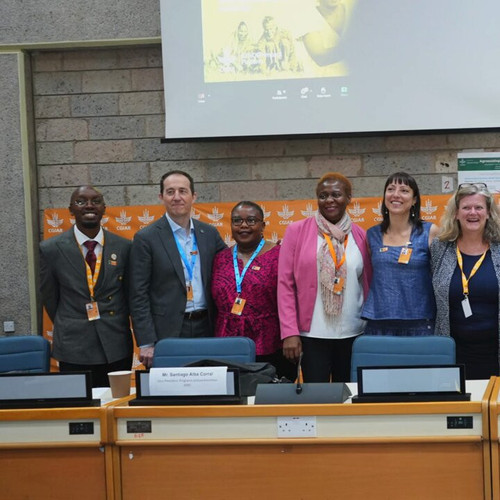 npKtFjrVGAK8 QpY.jpg