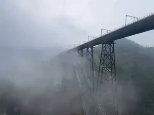 J amDbu57Tx5js7c.jpg