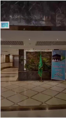 0ZyxLzWKxEU LxmR.jpg