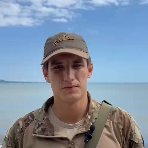 L JhxIOF1htelvS8.jpg