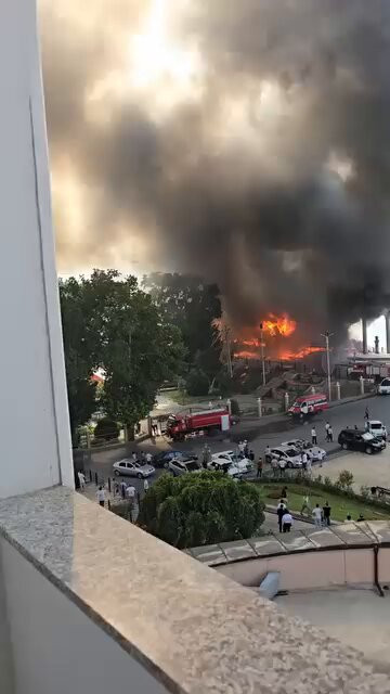 sFdO3ZQte6oDRW K.jpg