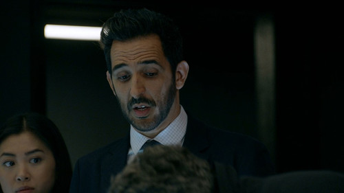 The.Blacklist.S09E13.Genuine.Models.Inc.720p.AMZN.WEB DL.DDP5.1.H.264 NTb.mkv snapshot 28.43.722.jpg