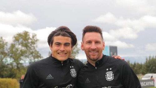 aaa7433a1e0b4a4a6dbdd0625bd8532a 72247 d41d8cd98f00b204e9800998ecf8427e.jpg