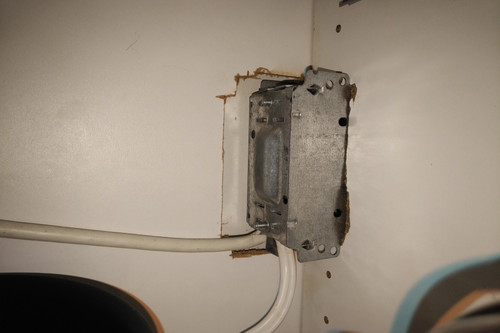 1620 Fuller Dishwasher (Fed From Island Plug).jpg