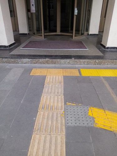 f blok döner kapı.jpg