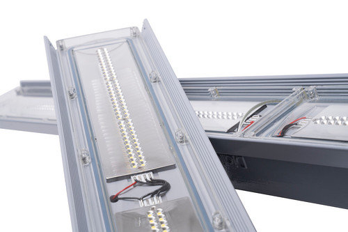 Vigilant Low Profile Linear 4 Foot 042.jpg