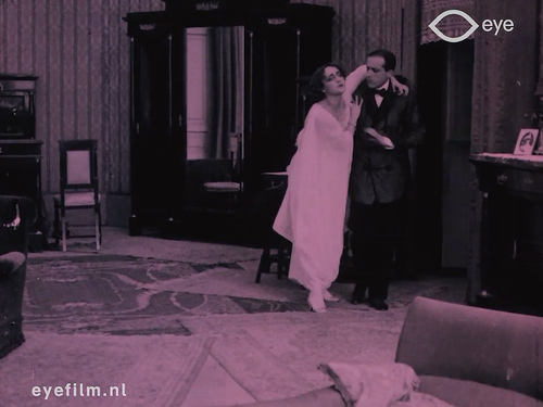 Una notte a Calcutta.mkv 20191224 164857.419.png
