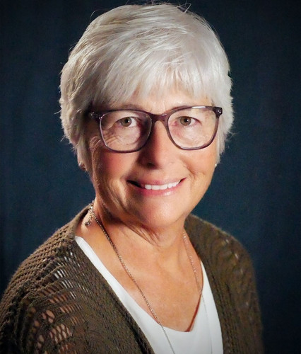 Laurie Photo.jpg