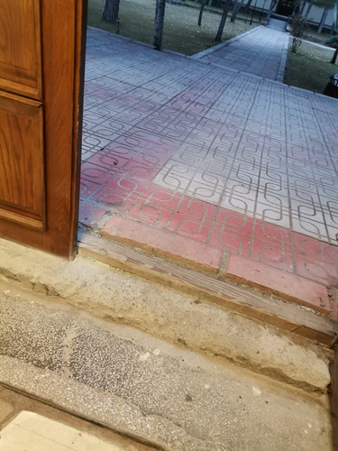 Teknoloji Orta bahçe İmalat kapısı.jpg