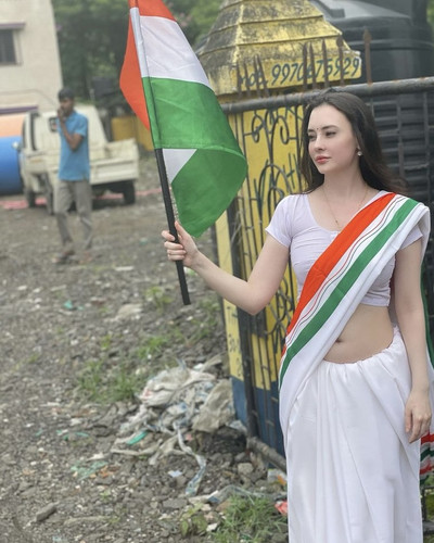 A593C1B4 F3B1 4717 997F B59765D0FDD1.jpg