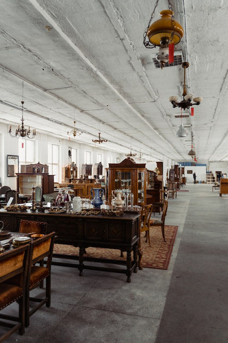 Furniture stores near me offer exclusive design of furniture..jpg