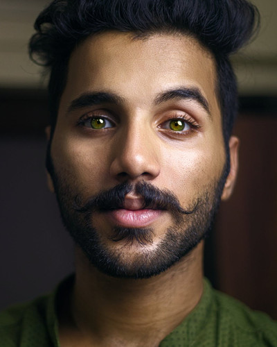 green eyes.jpg