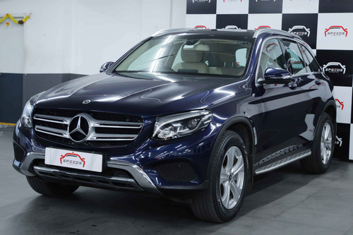 Mercedes Benz speeds luxury used car.jpg