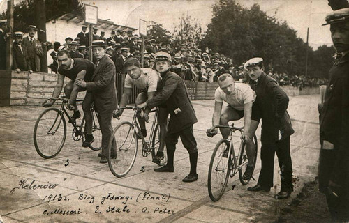 Zawody kolarskie Helenów 1913 MML.jpg