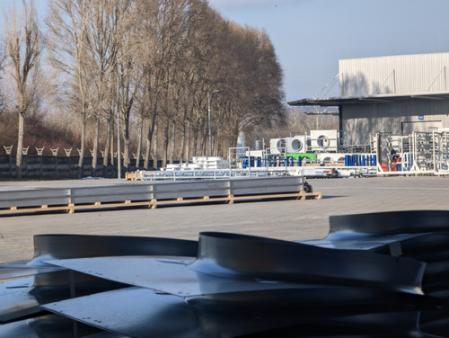 PXL 20230206 140139811.jpg