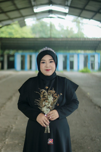 MAKEUP 2023011422454592.jpg