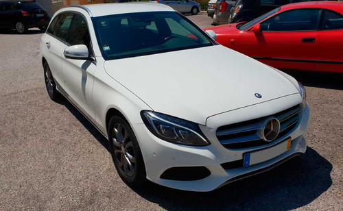 AutoHub O seu centro de soluções Auto Carros Como Novos Carros usados Carro Usado Mercedes Benz C250.jpg