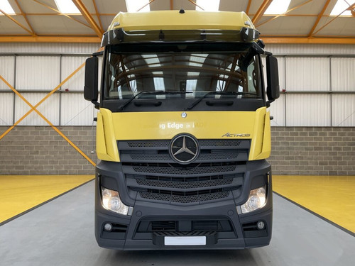 truck tractor front.jpg