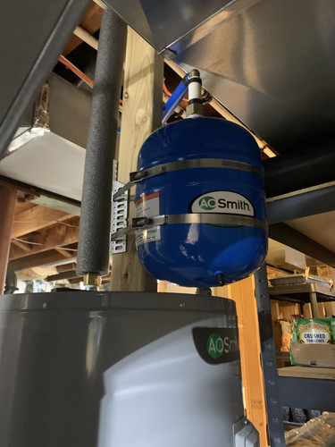 243F0E32 95E6 4F56 847B E14205F09473.jpg