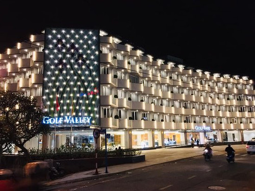 golf valley hotel.jpg