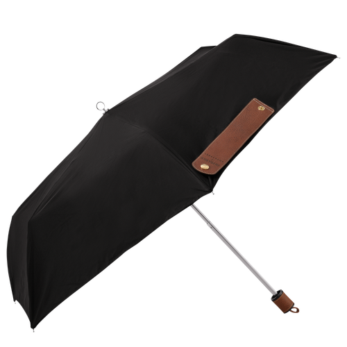 Longchamp SS23 Stephanie d#8217;heygere 11.png