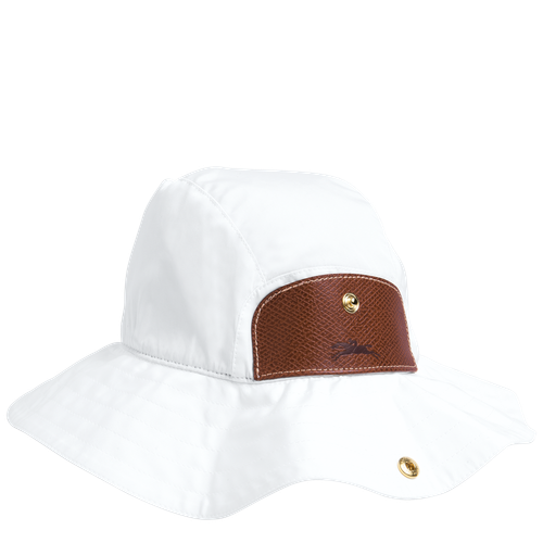 Longchamp SS23 Stephanie d#8217;heygere 30.png
