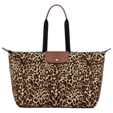 Longchamp SS23 Stephanie d#8217;heygere 32
