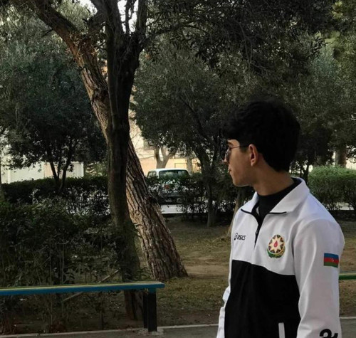 5c293833e360.jpg
